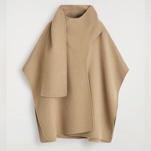 COS DOUBLE-FACED WOOL SCARF CAPE - Camel